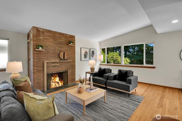 1714 NE Brockman Place, Seattle, WA 98125