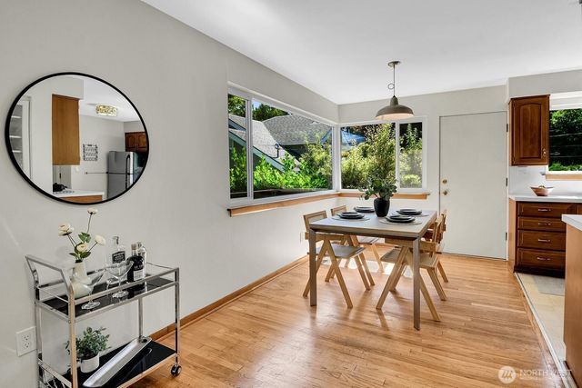 1714 NE Brockman Place, Seattle, WA 98125