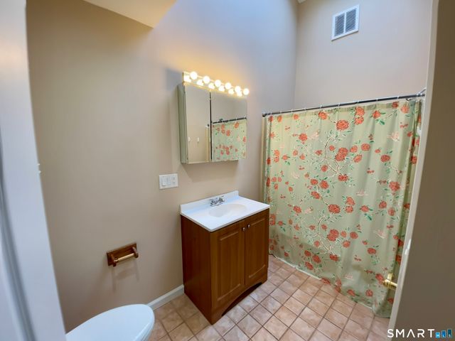 65 Sandpiper Crescent 65, Milford, CT 06460