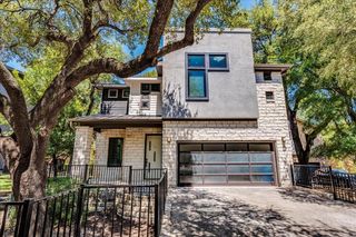 2807 Del Curto RD D, Austin, TX 78704