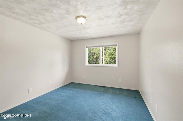 2871 E Fairview Loop, Wasilla, AK 99654