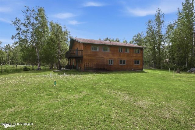 2871 E Fairview Loop, Wasilla, AK 99654