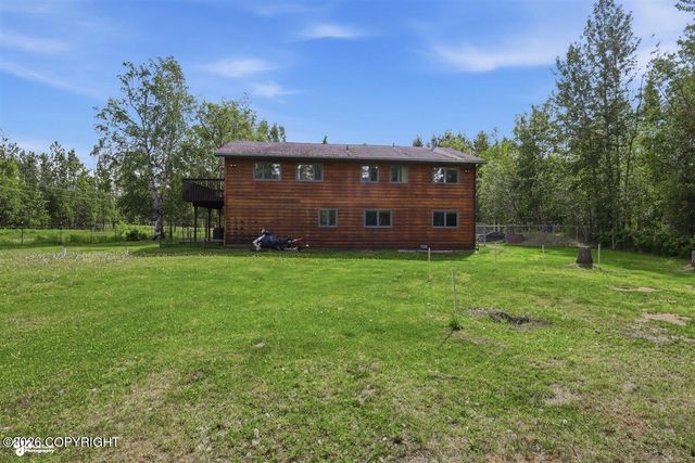 2871 E Fairview Loop, Wasilla, AK 99654