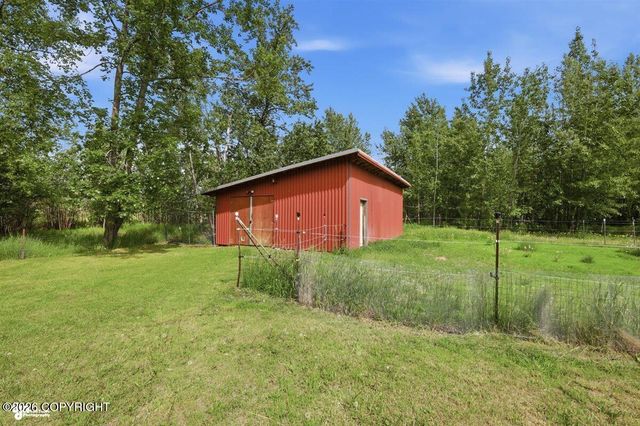 2871 E Fairview Loop, Wasilla, AK 99654