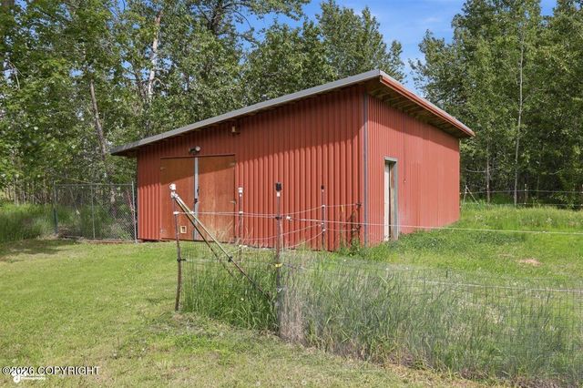 2871 E Fairview Loop, Wasilla, AK 99654