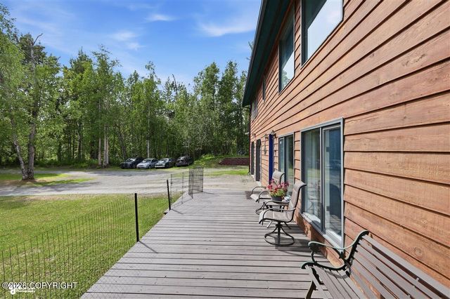 2871 E Fairview Loop, Wasilla, AK 99654