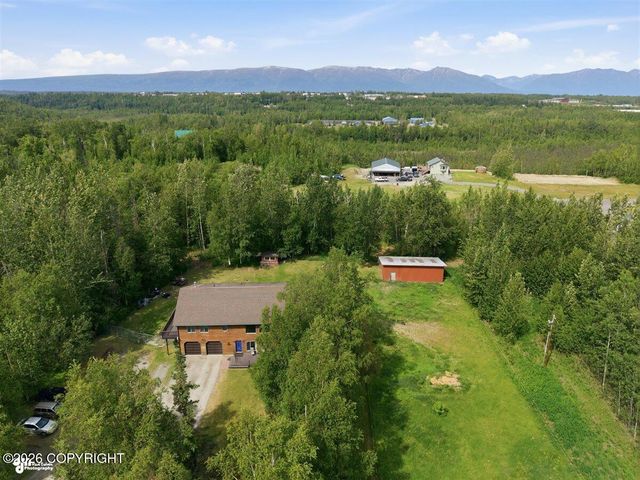 2871 E Fairview Loop, Wasilla, AK 99654