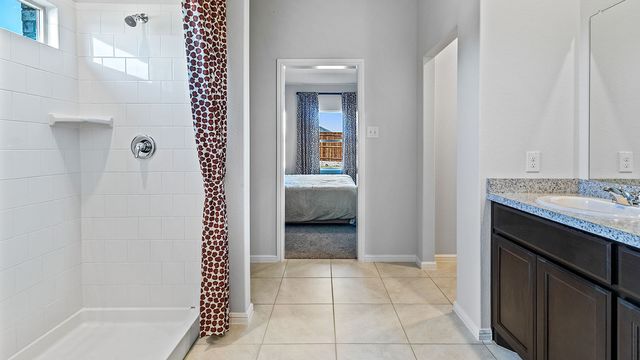 10852 BLOODSTONE Drive, Fort Worth, TX 76036