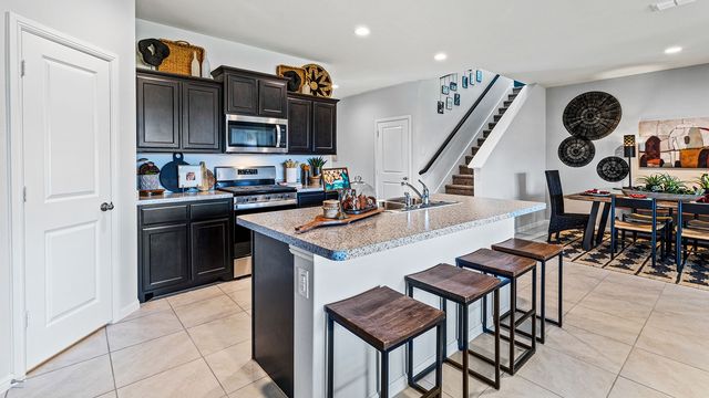 10852 BLOODSTONE Drive, Fort Worth, TX 76036