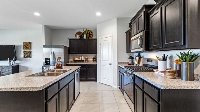 10852 BLOODSTONE Drive, Fort Worth, TX 76036