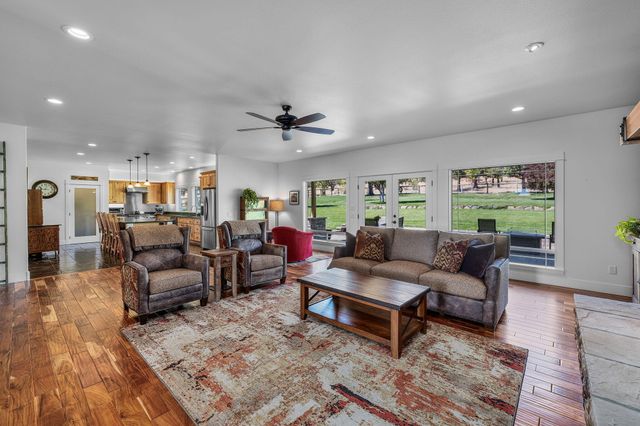 10135 NW Coyner Avenue, Redmond, OR 97756