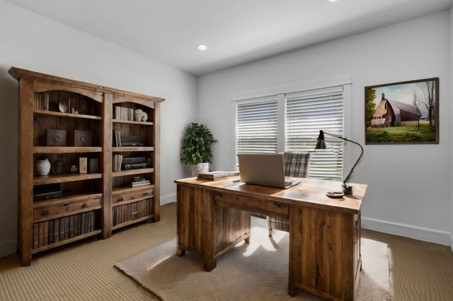 10135 NW Coyner Avenue, Redmond, OR 97756