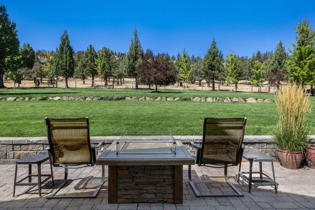 10135 NW Coyner Avenue, Redmond, OR 97756