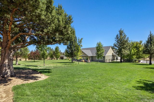 10135 NW Coyner Avenue, Redmond, OR 97756