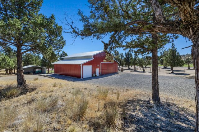 10135 NW Coyner Avenue, Redmond, OR 97756