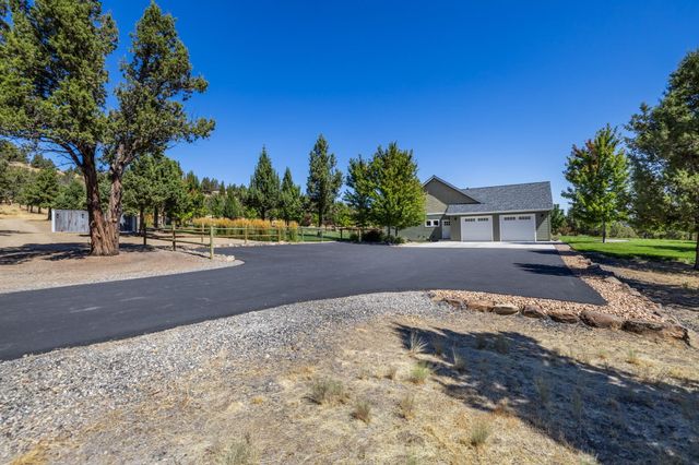 10135 NW Coyner Avenue, Redmond, OR 97756