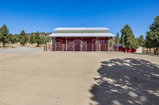 10135 NW Coyner Avenue, Redmond, OR 97756