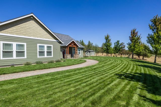 10135 NW Coyner Avenue, Redmond, OR 97756