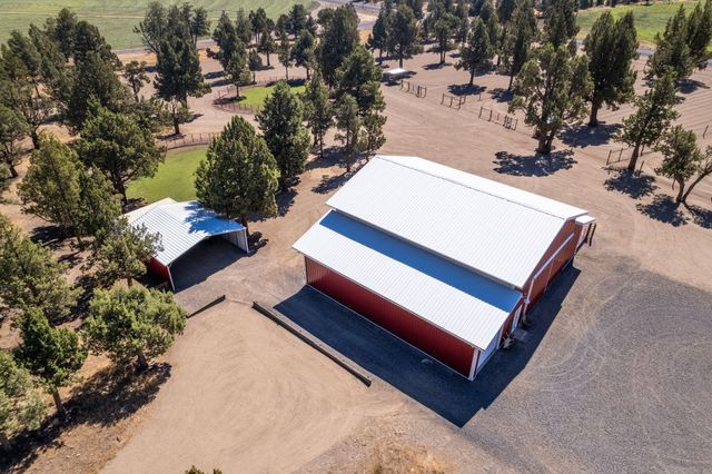 10135 NW Coyner Avenue, Redmond, OR 97756