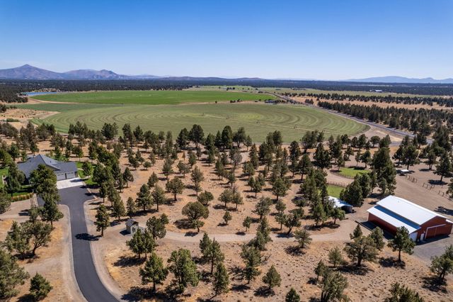 10135 NW Coyner Avenue, Redmond, OR 97756