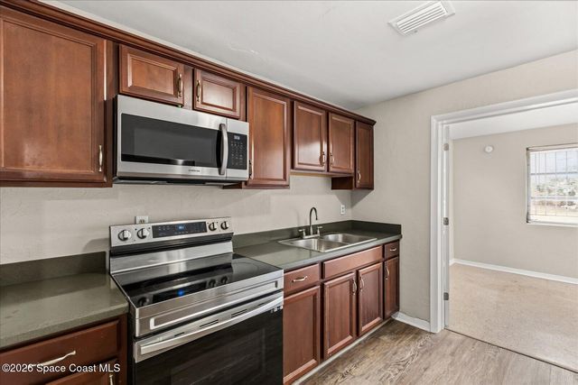 225 S Keech Street, Daytona Beach, FL 32114