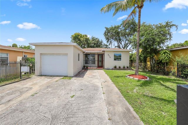 579 NW 119th St, Miami, FL 33168