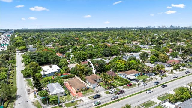 579 NW 119th St, Miami, FL 33168