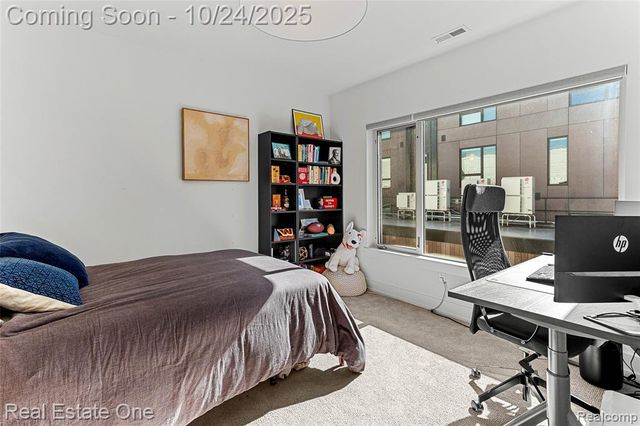 2837 Brush, Detroit, MI 48322