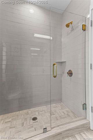 2837 Brush, Detroit, MI 48322