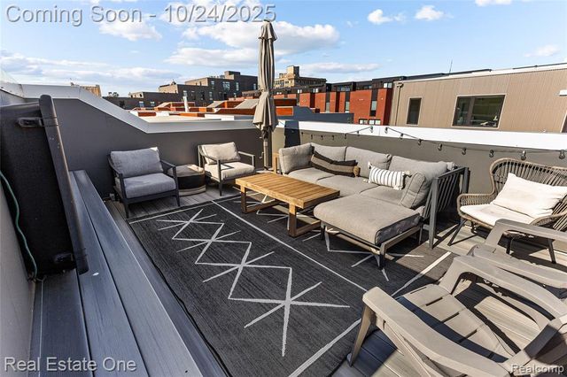 2837 Brush, Detroit, MI 48322