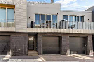 2837 Brush, Detroit, MI 48322