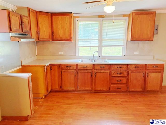 316 N Leo Road, Lake City, SC 29560