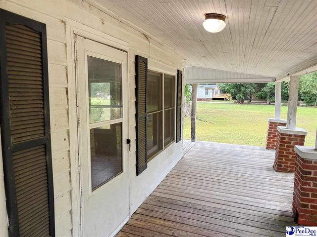 316 N Leo Road, Lake City, SC 29560