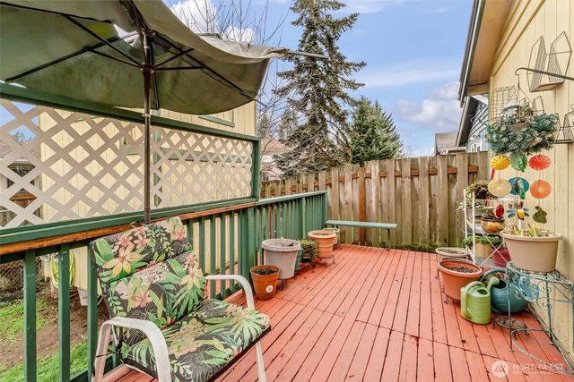 10016 52nd Drive NE, Marysville, WA 98270