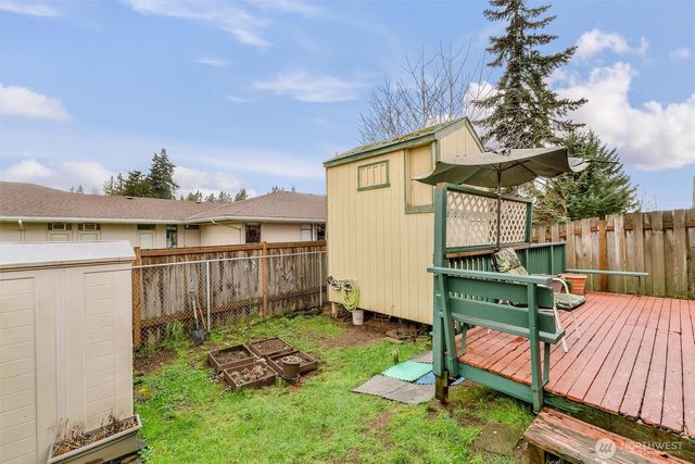 10016 52nd Drive NE, Marysville, WA 98270