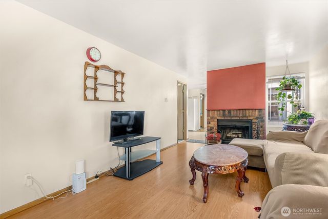 10016 52nd Drive NE, Marysville, WA 98270