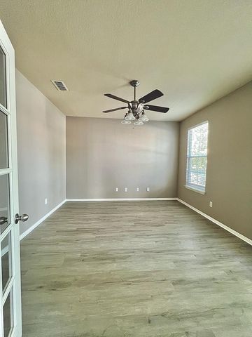 1036 Providence Boulevard, Providence Village, TX 76227