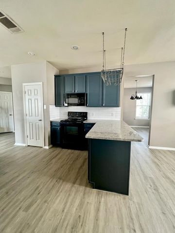 1036 Providence Boulevard, Providence Village, TX 76227