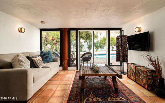 1808 N 13TH Avenue, Phoenix, AZ 85007