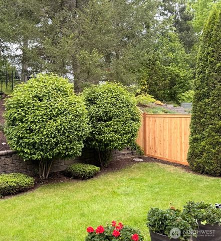 7709 Greenridge Court SE, Snoqualmie, WA 98065