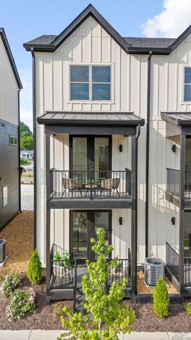 2542 E 18th Street, Chattanooga, TN 37404