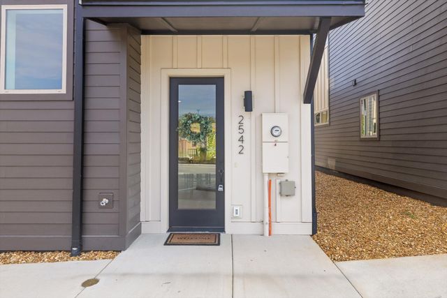 2542 E 18th Street, Chattanooga, TN 37404