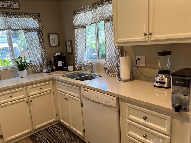 751 Village Lake, Brea, CA 92821