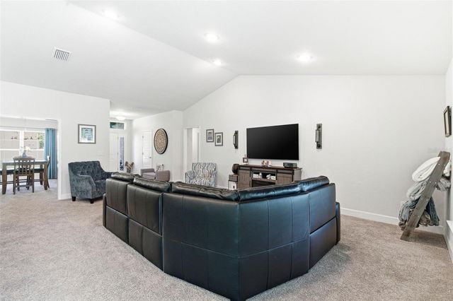 47 VILLAGE CENTER DRIVE, Homosassa, FL 34446