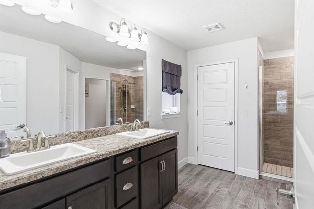 47 VILLAGE CENTER DRIVE, Homosassa, FL 34446