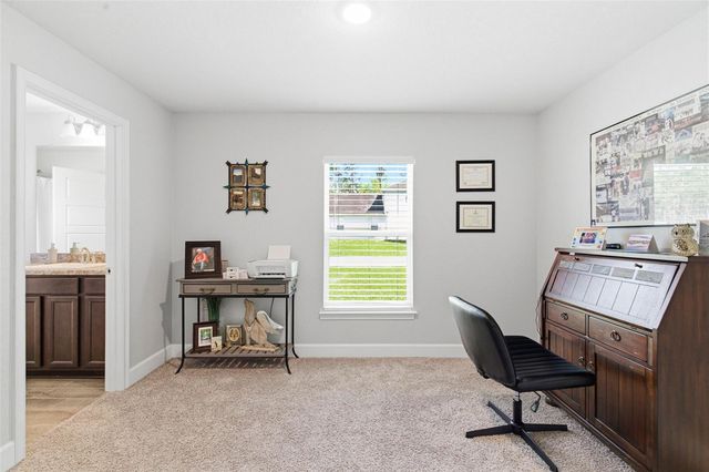 47 VILLAGE CENTER DRIVE, Homosassa, FL 34446