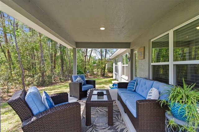 47 VILLAGE CENTER DRIVE, Homosassa, FL 34446