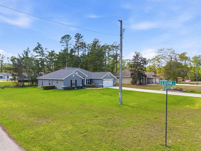 47 VILLAGE CENTER DRIVE, Homosassa, FL 34446