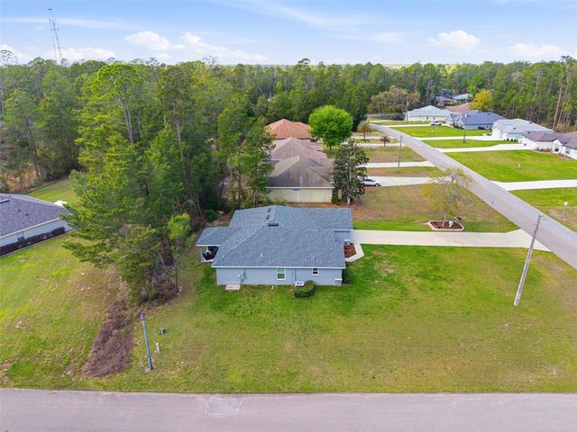 47 VILLAGE CENTER DRIVE, Homosassa, FL 34446