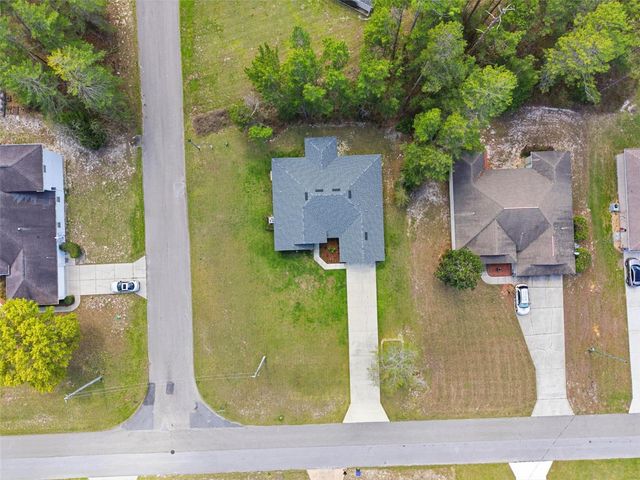 47 VILLAGE CENTER DRIVE, Homosassa, FL 34446